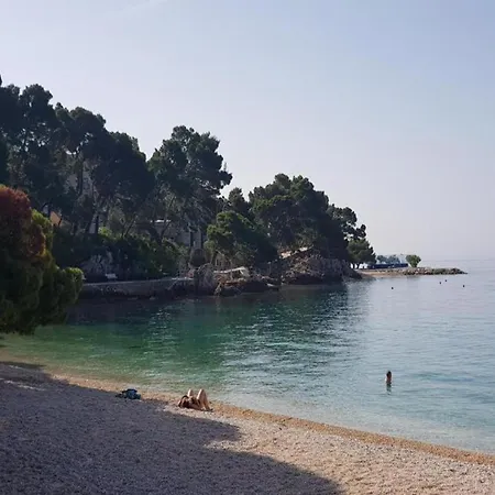 Your Perfect Seaside Escape Awaits, Cleaning Included Apartment