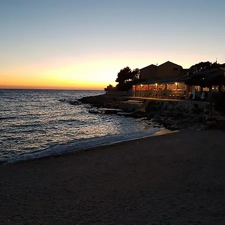 Your Perfect Seaside Escape Awaits, Cleaning Included