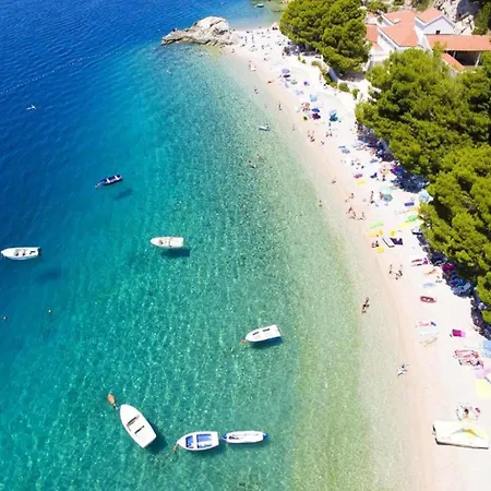 Your Perfect Seaside Escape Awaits, Cleaning Included